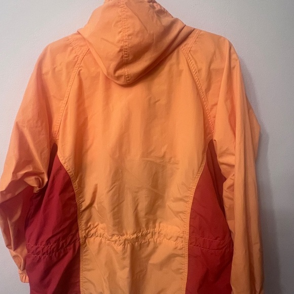 L.L. Bean Orange and Red Lightweight Jacket 310 - Picture 9 of 12
